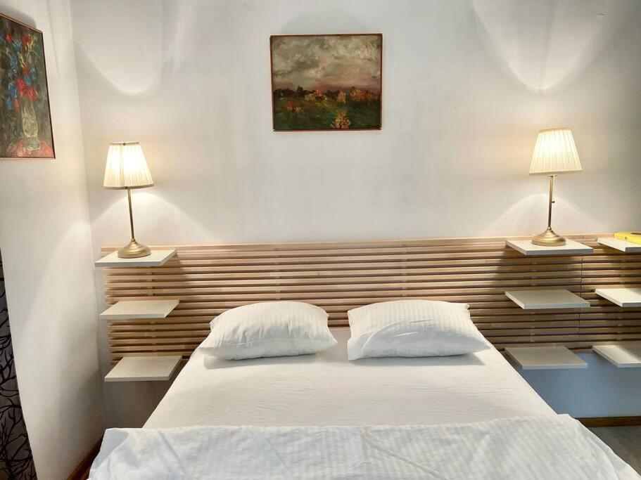 Beautiful Villa With Garden In Milanowek Bagian luar foto
